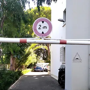  Appartement Grand Climatisé En Bord De Avec Parking Sécurisé